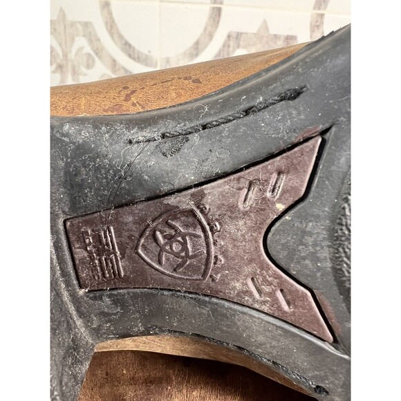 Ariat Men’s R Toe Boots Size 9.5 - Picture 8 of 8